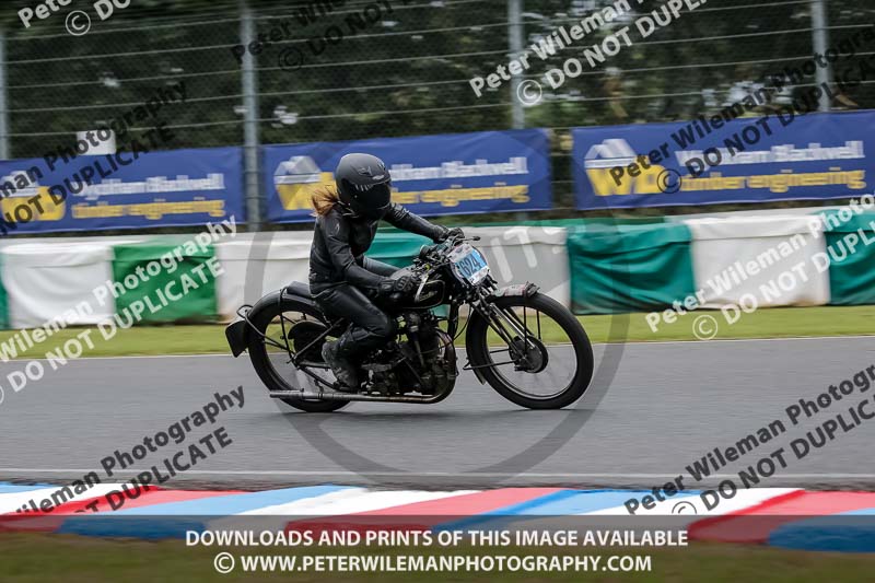 Vintage motorcycle club;eventdigitalimages;mallory park;mallory park trackday photographs;no limits trackdays;peter wileman photography;trackday digital images;trackday photos;vmcc festival 1000 bikes photographs